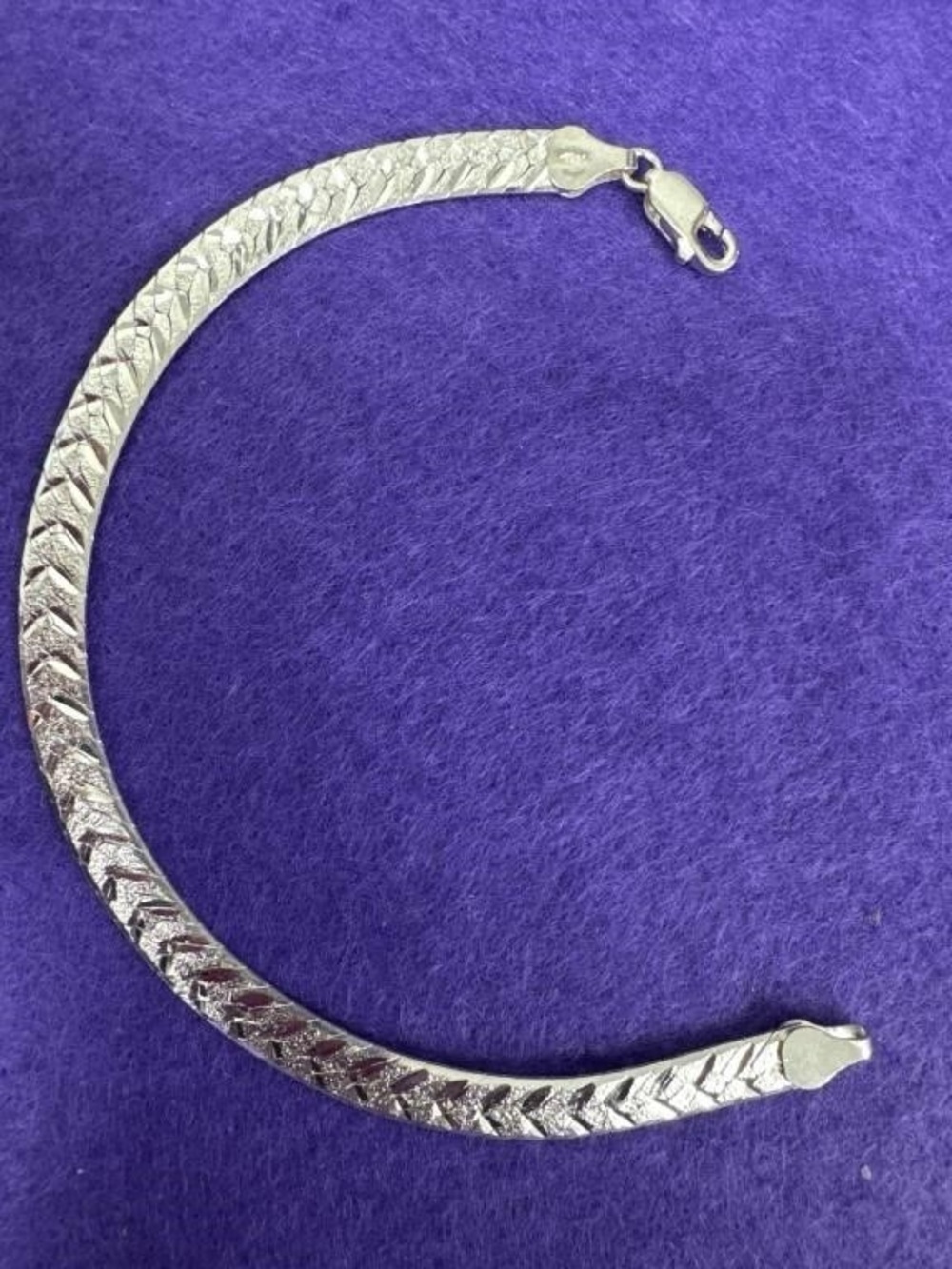 Sterling Silver 925 Herringbone Bracelet - 7.25” Long - Delicate Flat Chain - Picture 3 of 5